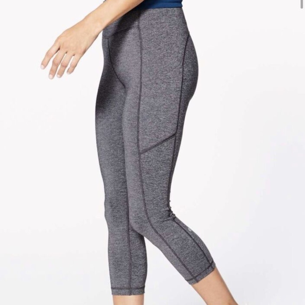 Lululemon Speed Up Leggings Gray Women’s Size 6 Pockets Reflective